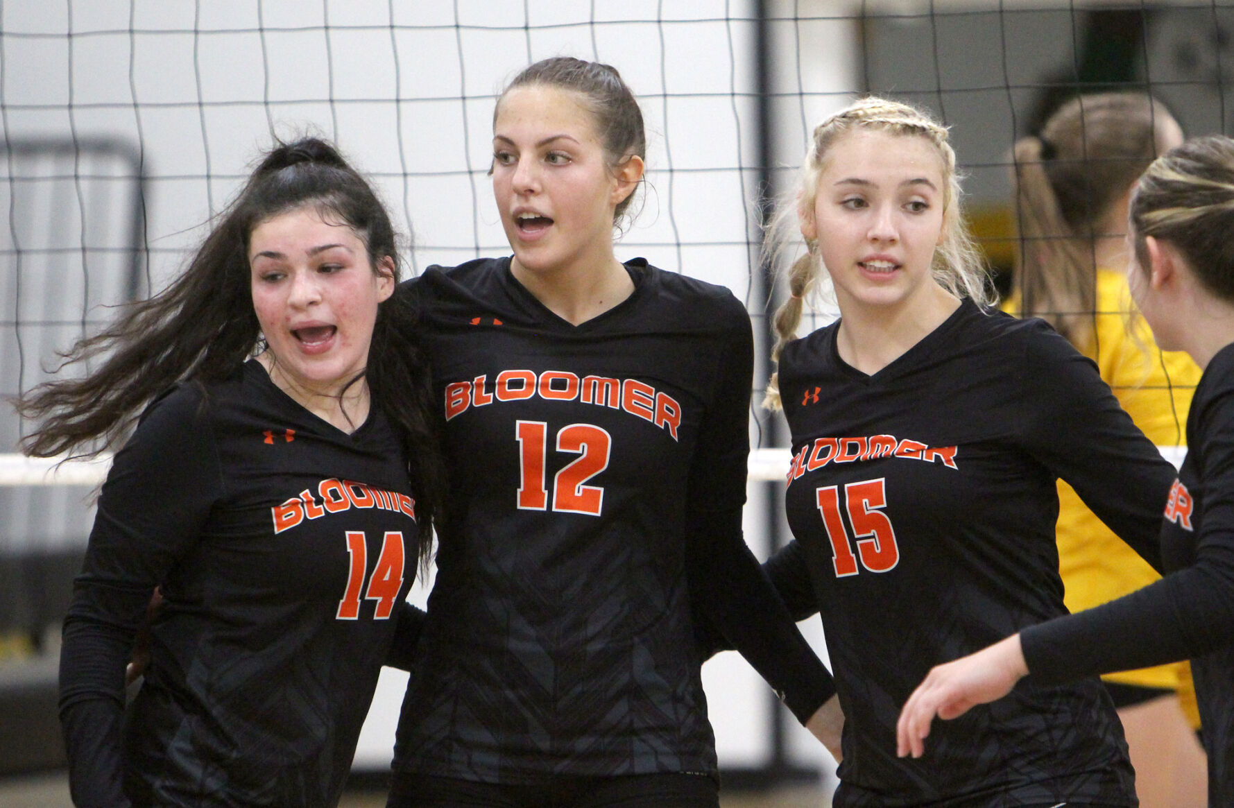 Bloomer at Cadott volleyball 9-13-22
